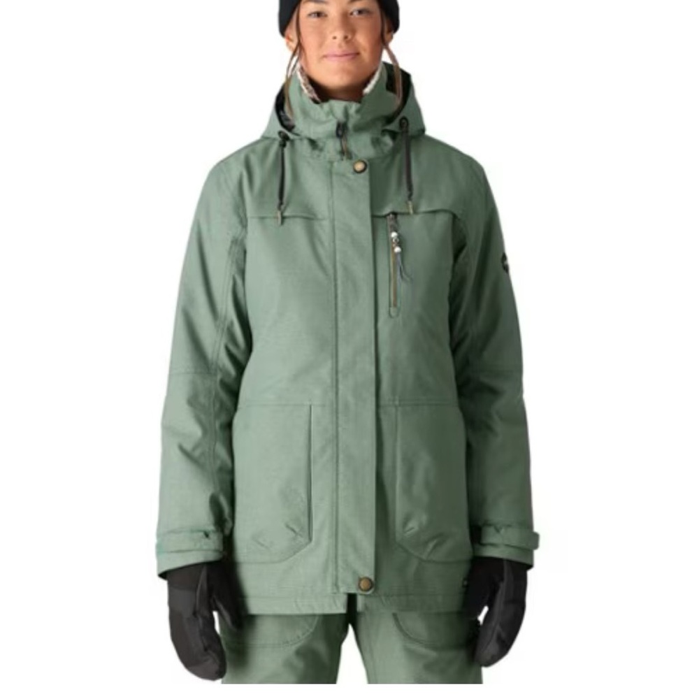 Brand new Roxy Billie snow jacket